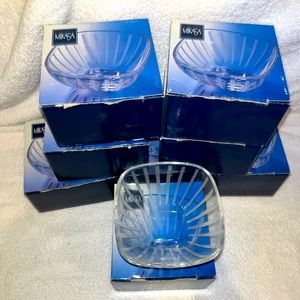 Mikasa Cheers accent bowls